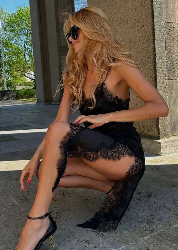 Robe asymétrique en satin